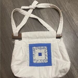 Vintage purse 2970,s style quilted white spring /summer boho